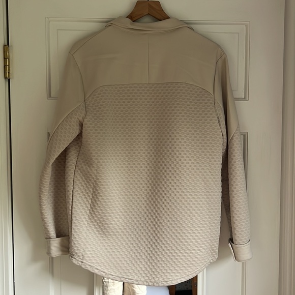 All In Motion Lightweight Jacket - Picture 3 of 3